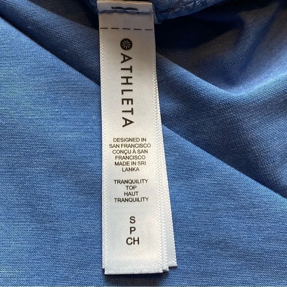 Athleta Blue Tranquility Top Size Small